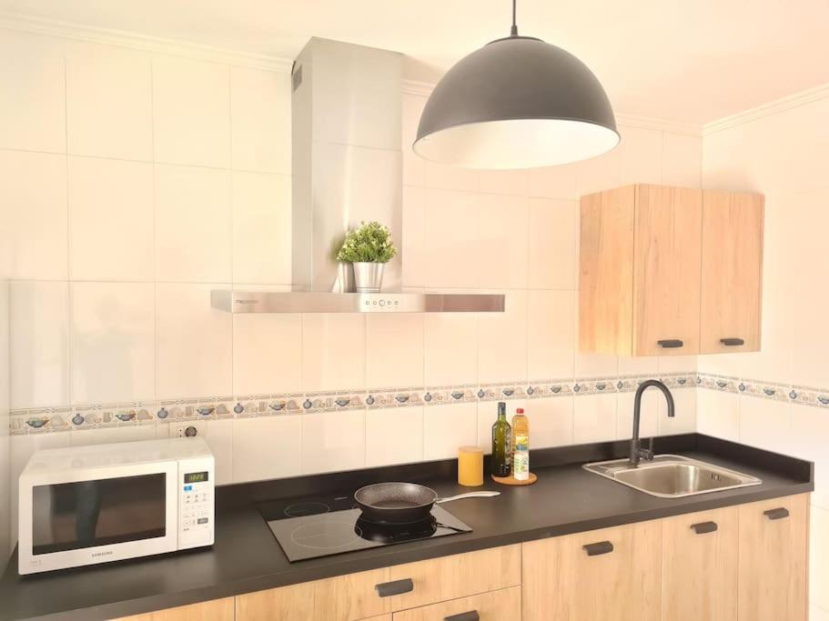 La Casita Verde. Metro Cerca Del Casco Viejo Bilbao Ngoại thất bức ảnh