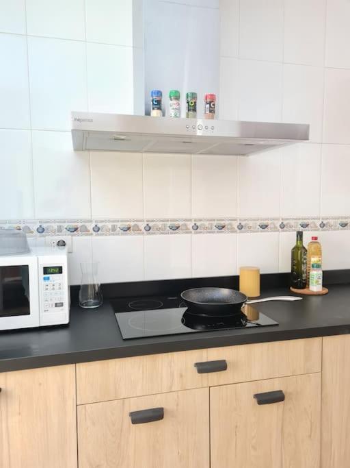 La Casita Verde. Metro Cerca Del Casco Viejo Bilbao Ngoại thất bức ảnh