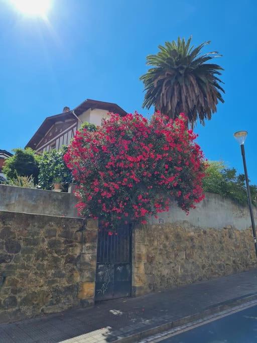 La Casita Verde. Metro Cerca Del Casco Viejo Bilbao Ngoại thất bức ảnh