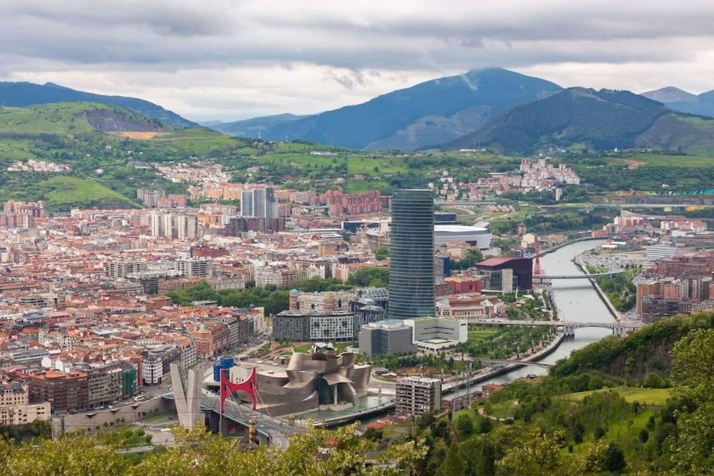 La Casita Verde. Metro Cerca Del Casco Viejo Bilbao Ngoại thất bức ảnh