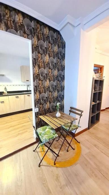 La Casita Verde. Metro Cerca Del Casco Viejo Bilbao Ngoại thất bức ảnh
